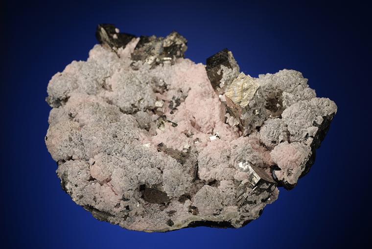 ARSENOPYRITE on RHODOCHROSITE